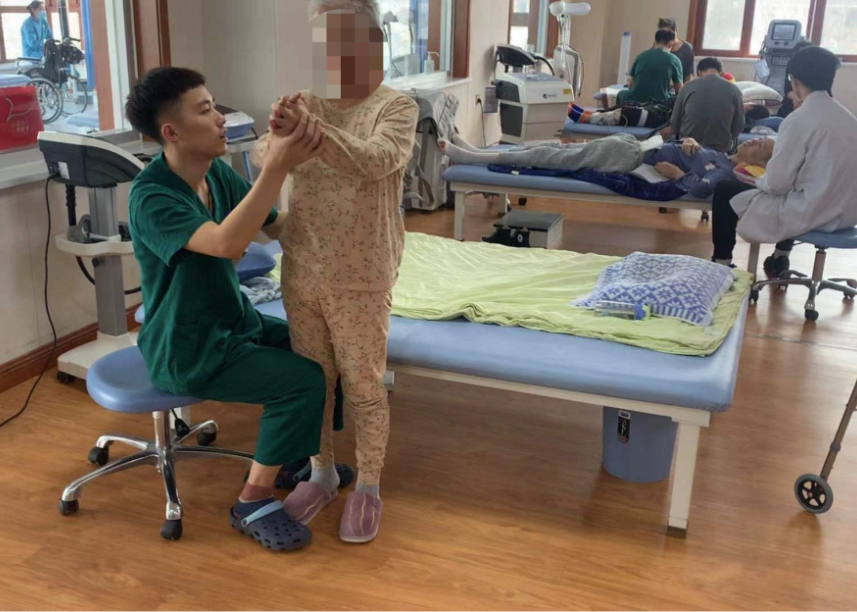 8188www威尼斯西院区---有个康复科，你知道吗？